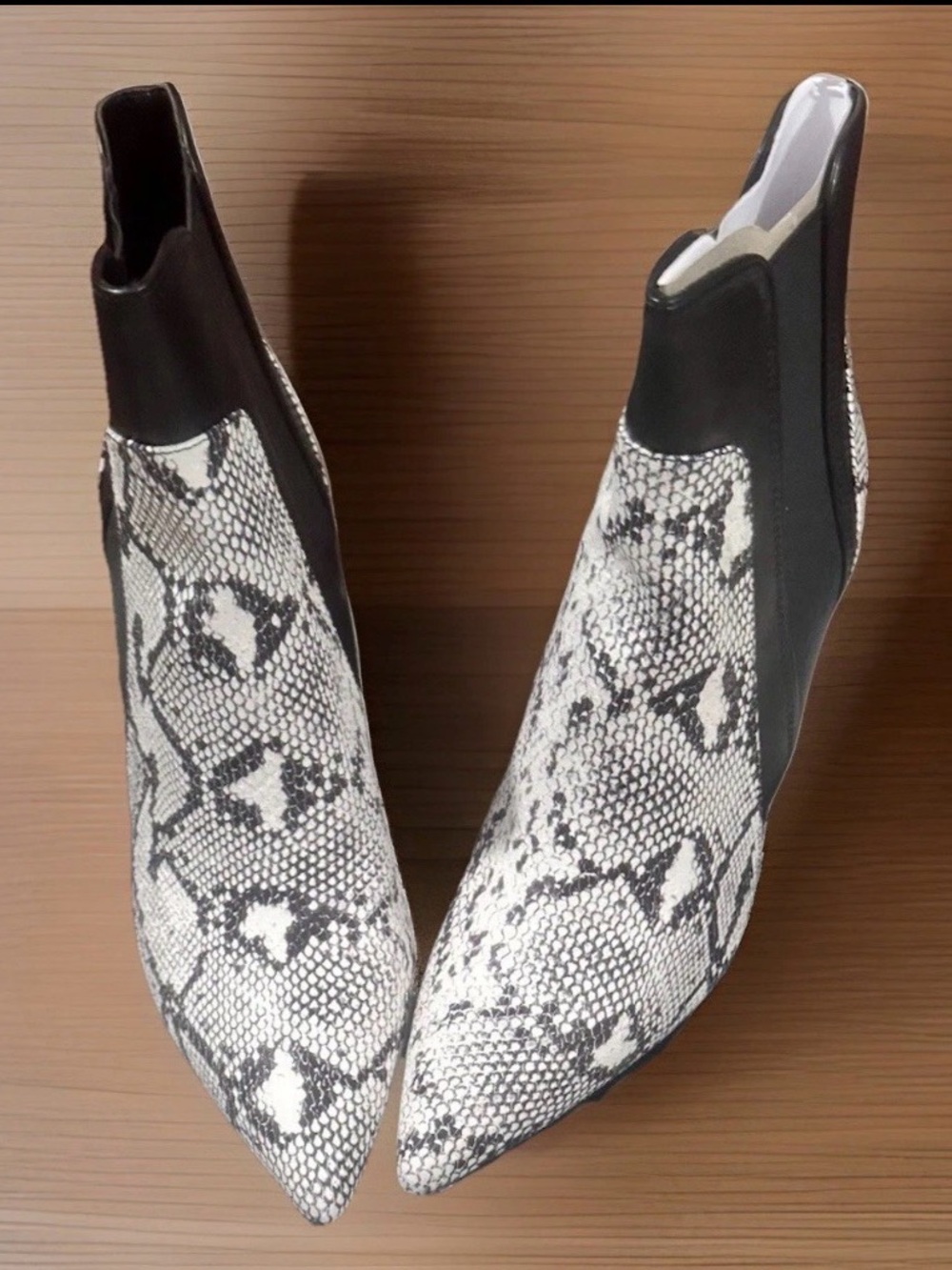 NY&C Faye Bootie Snake Print Pointed Toe Ankle Boots 9.5